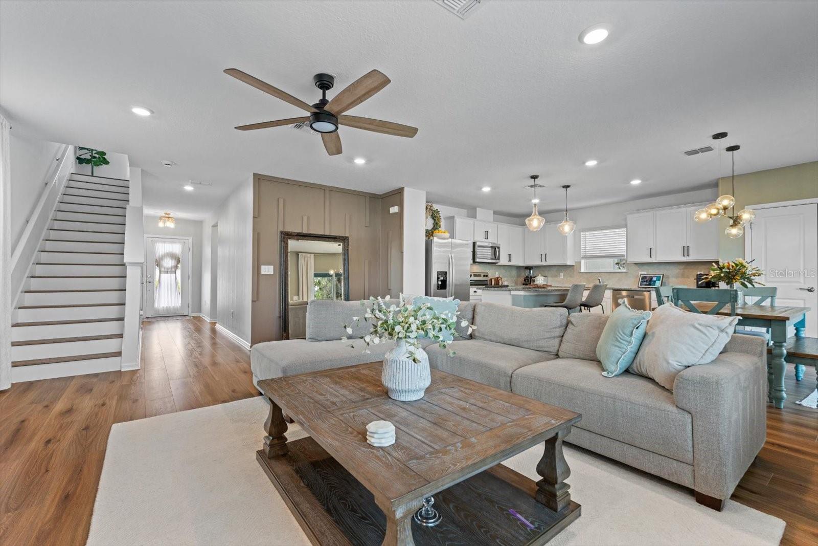 11875 Armada Way Property Photo 3
