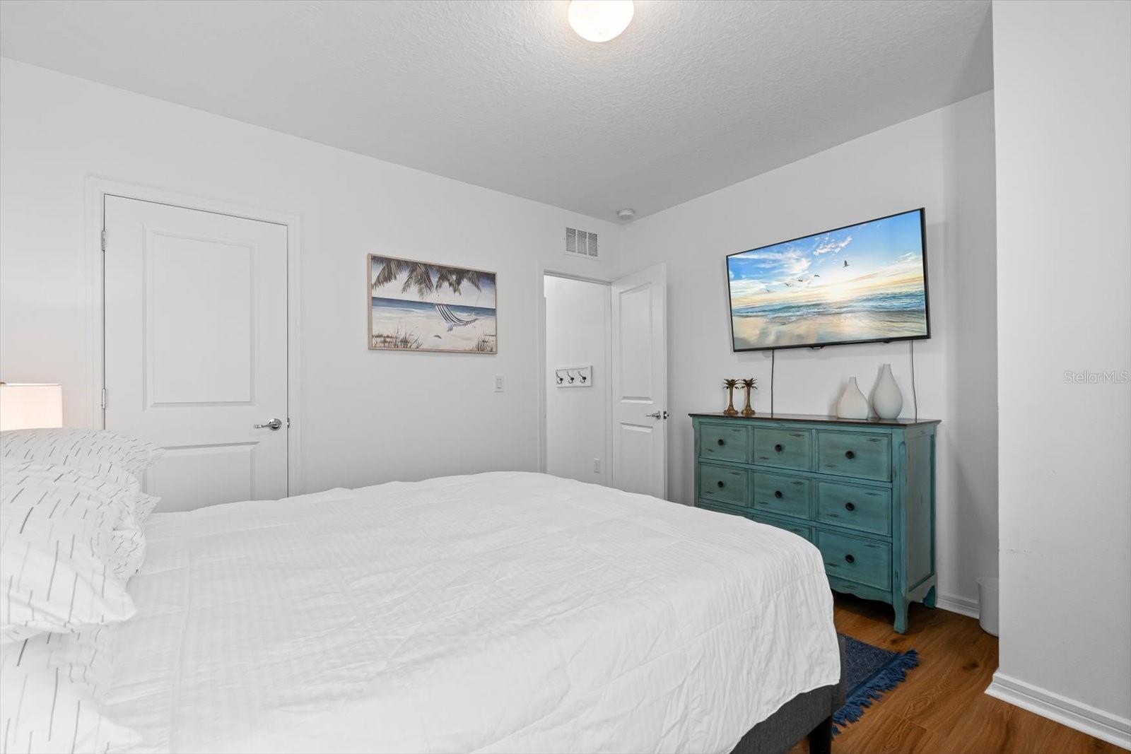 11875 Armada Way Property Photo 16
