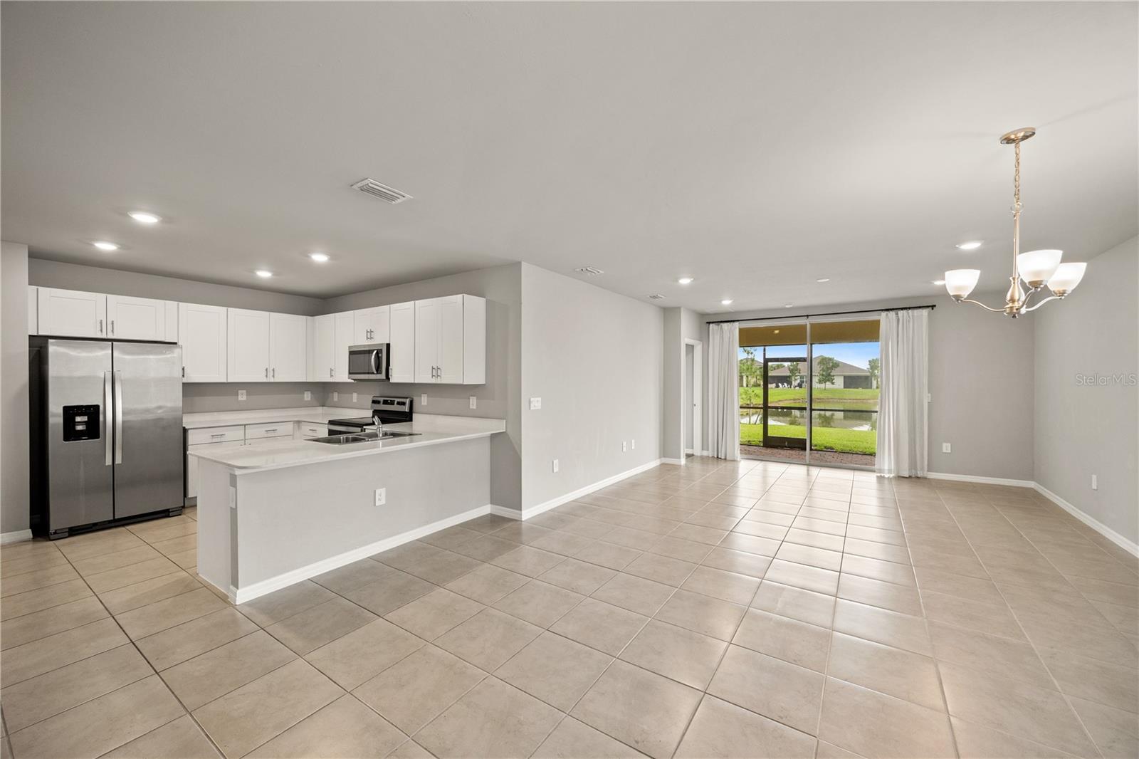 16112 Bridle Ridge St Property Photo 10