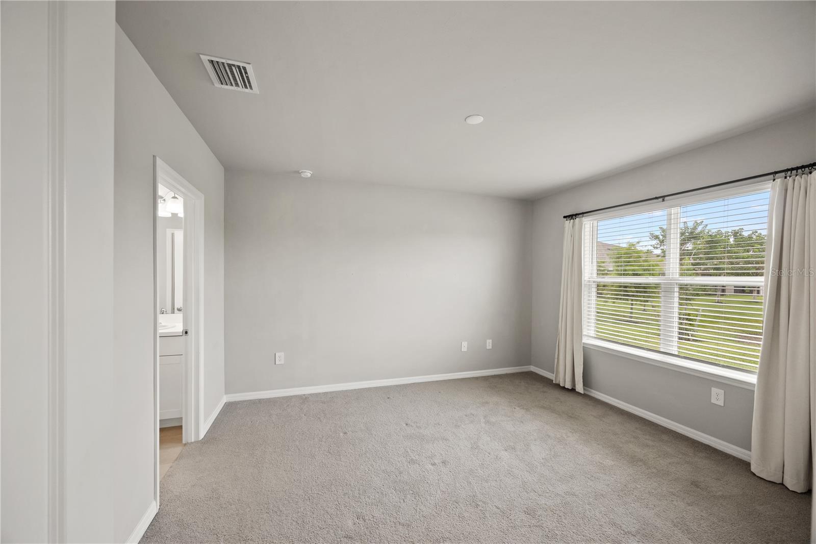 16112 Bridle Ridge St Property Photo 14