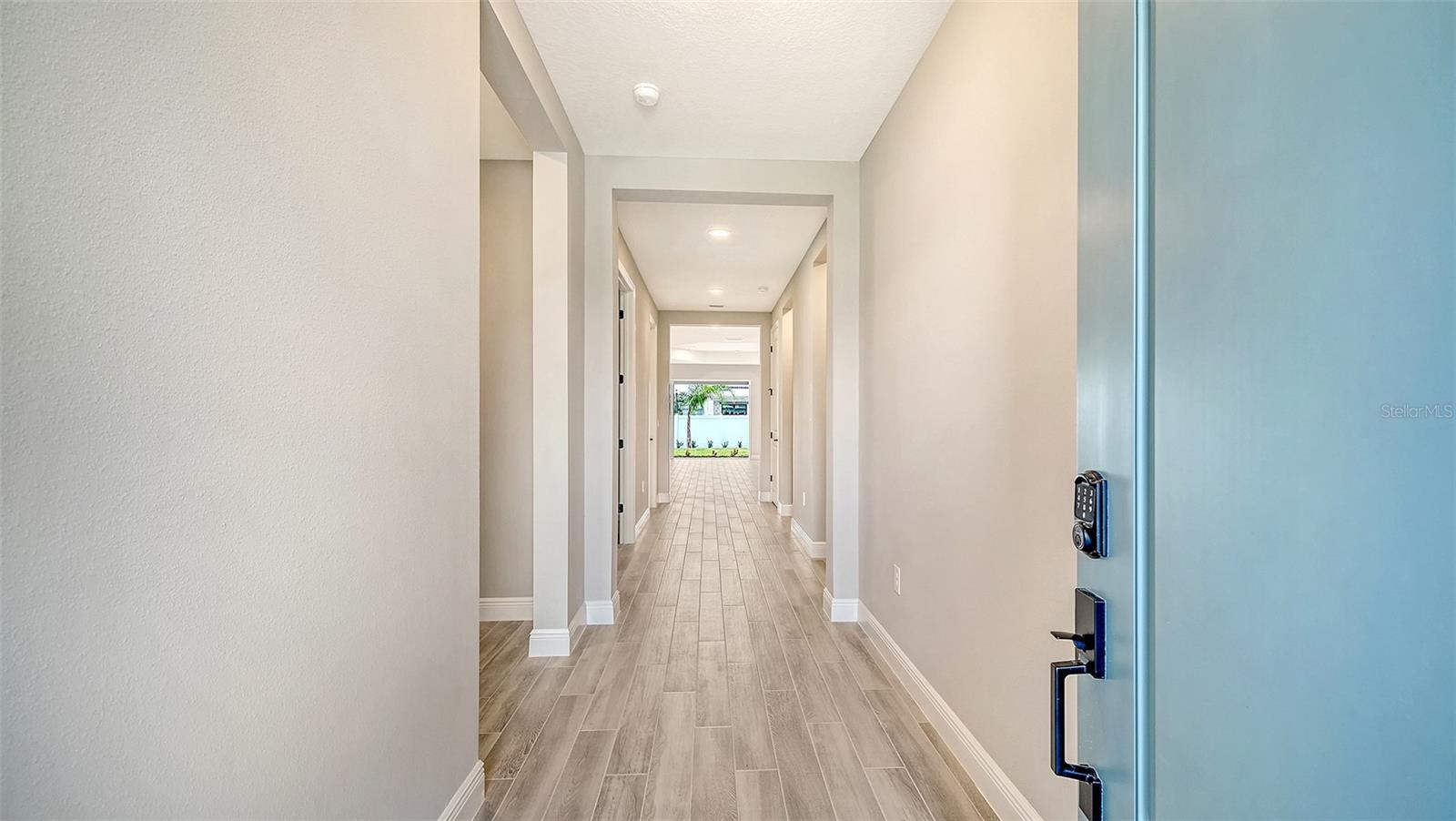 8063 Anthirium Loop Property Photo 3