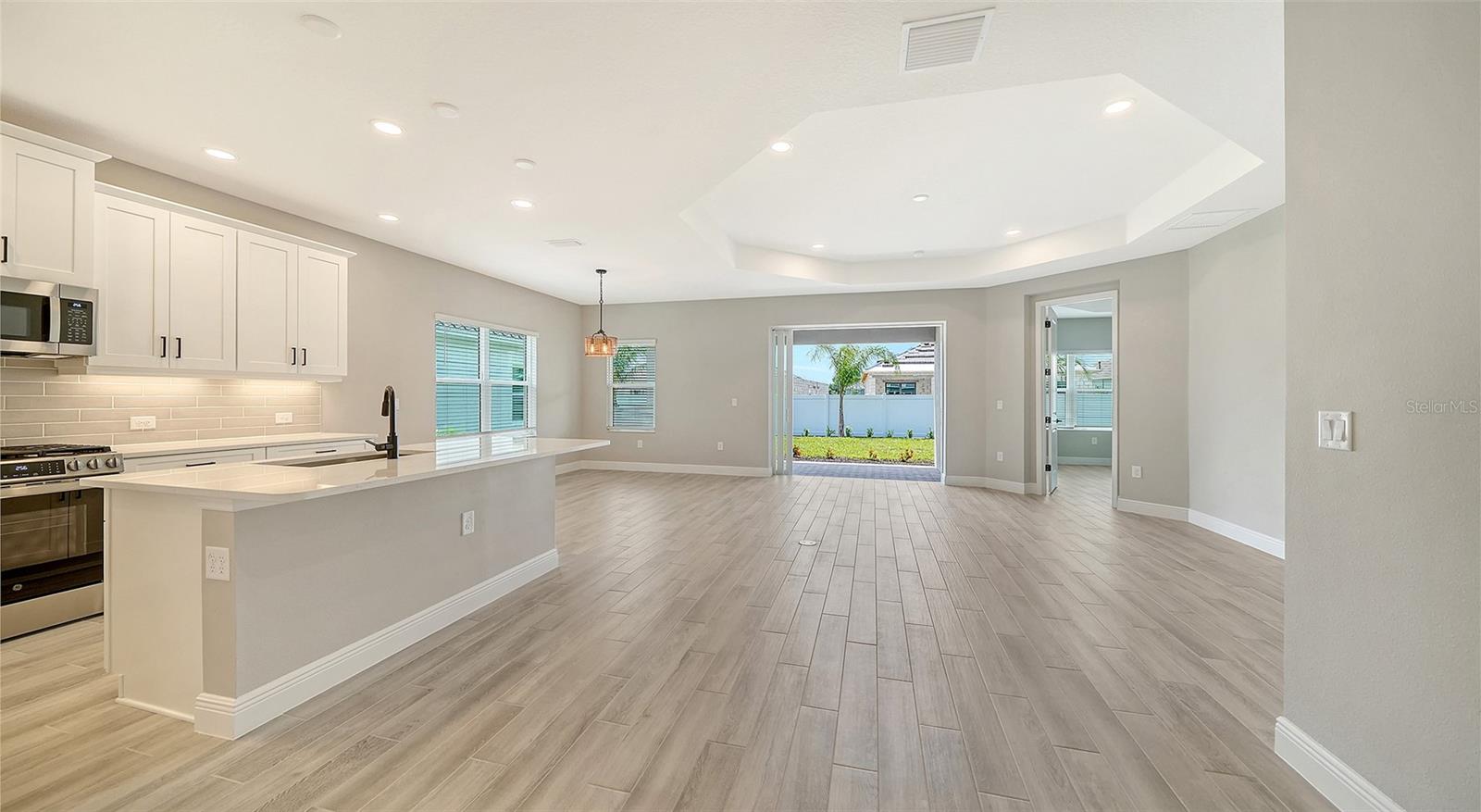 8063 Anthirium Loop Property Photo 4