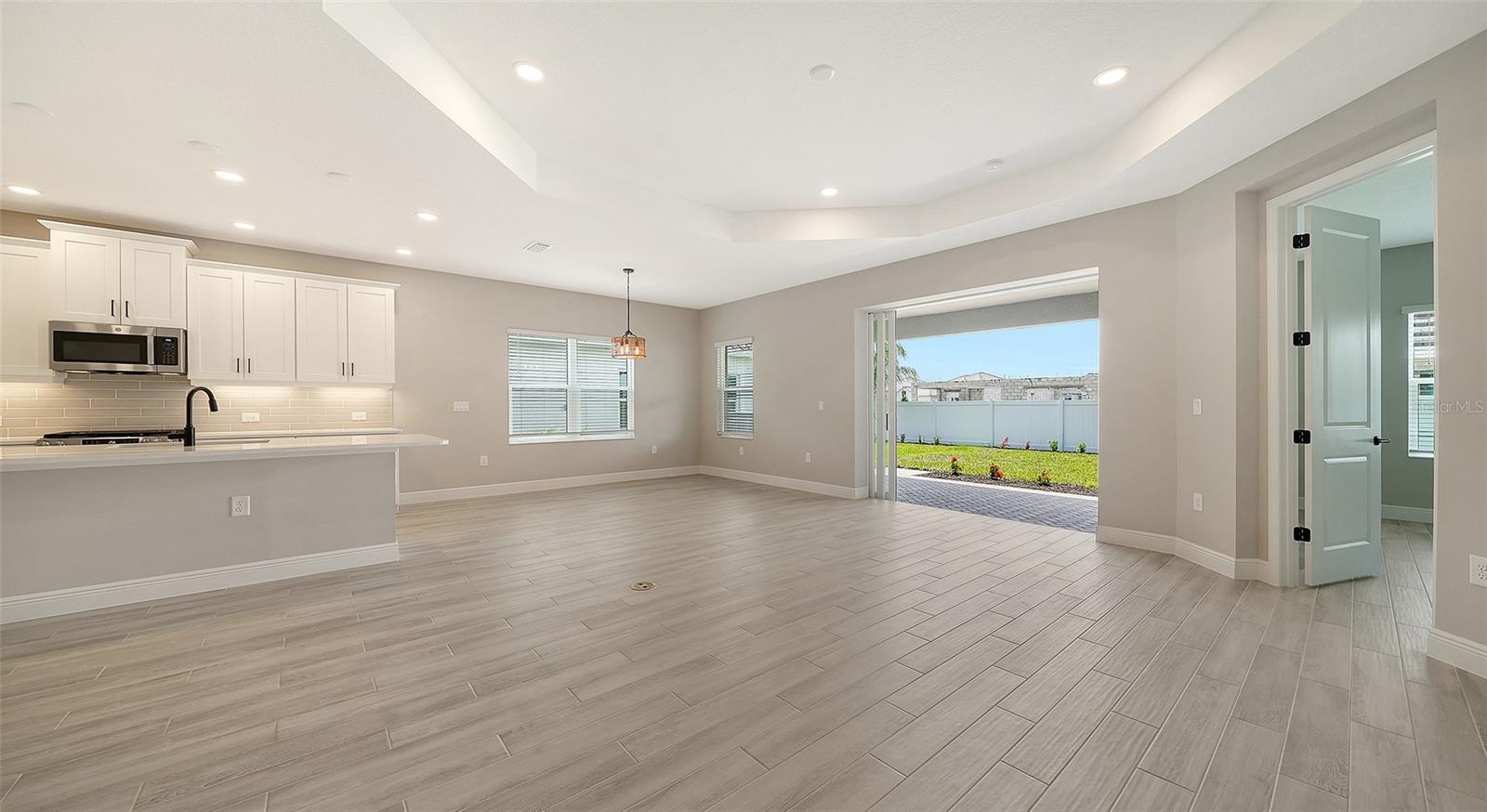 8063 Anthirium Loop Property Photo 6
