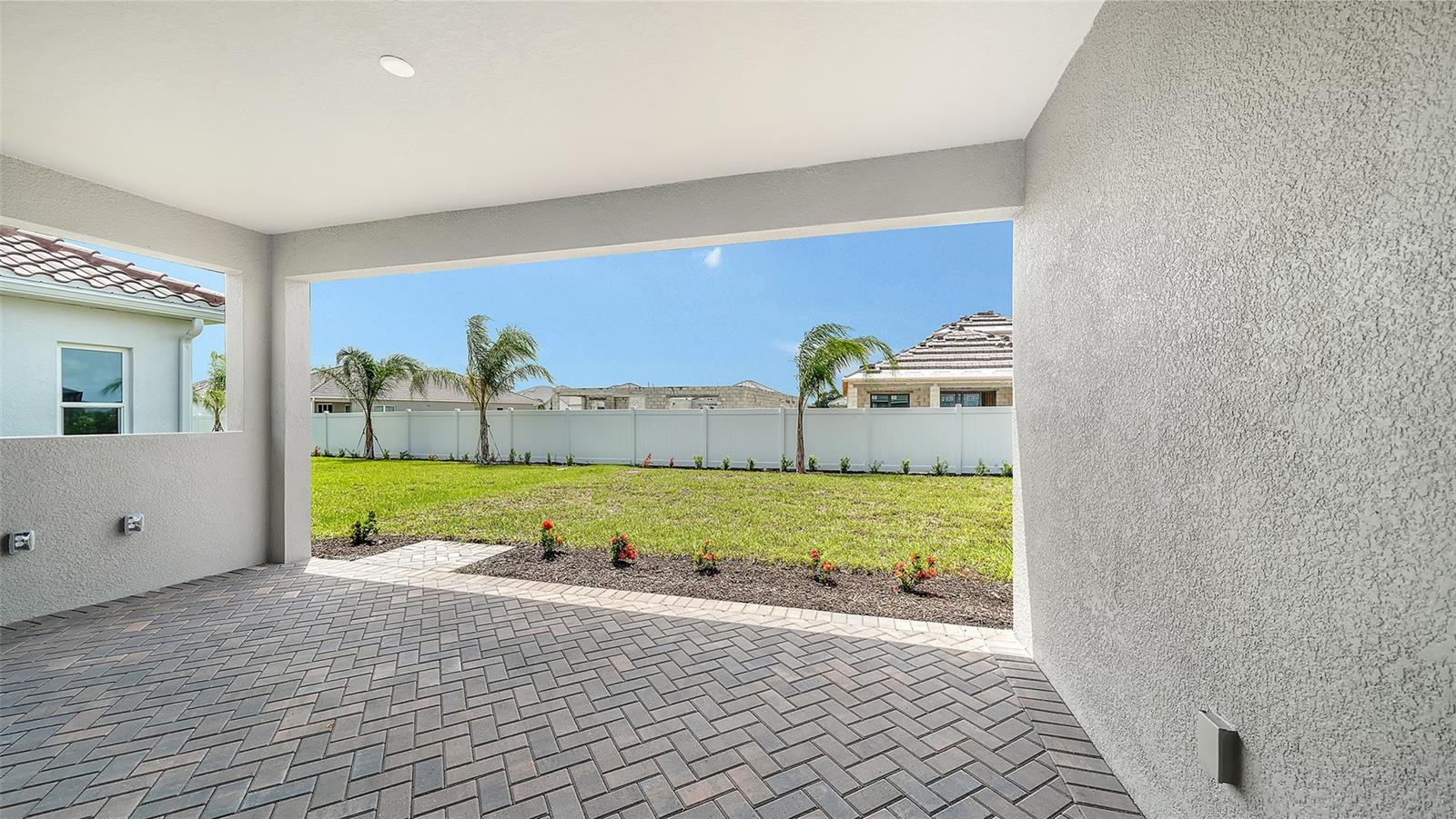 8063 Anthirium Loop Property Photo 7