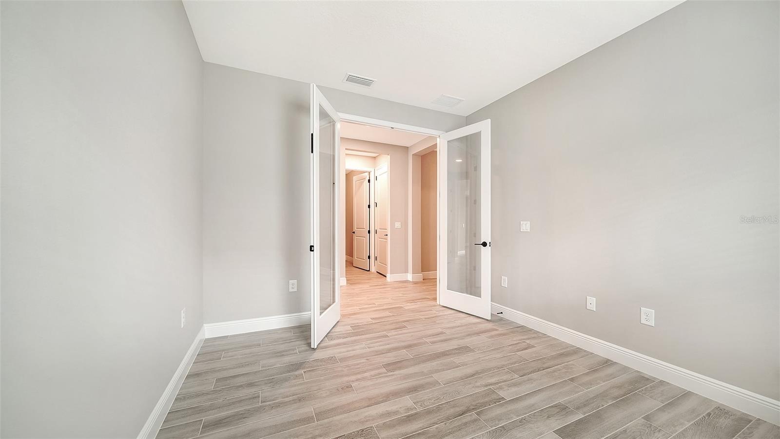 8063 Anthirium Loop Property Photo 27