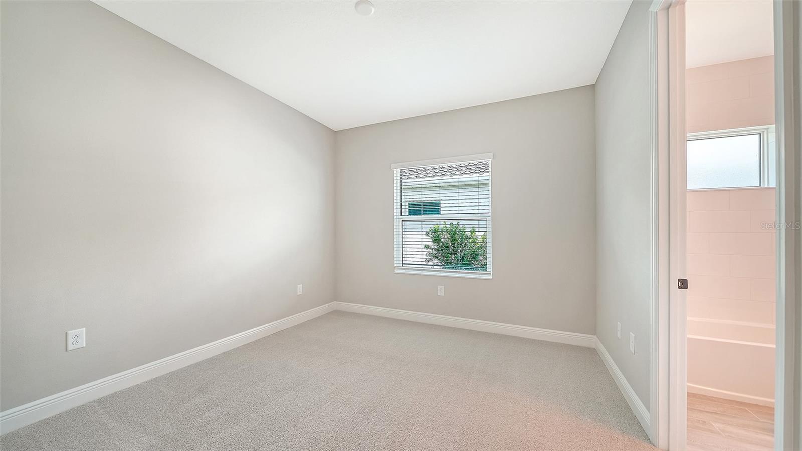 8063 Anthirium Loop Property Photo 29