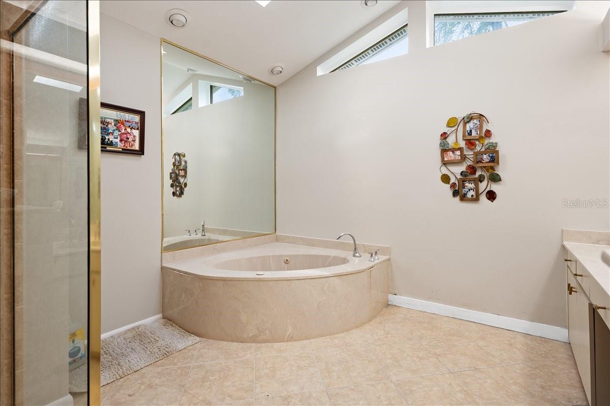 5438 Dominica Cir Property Photo 14