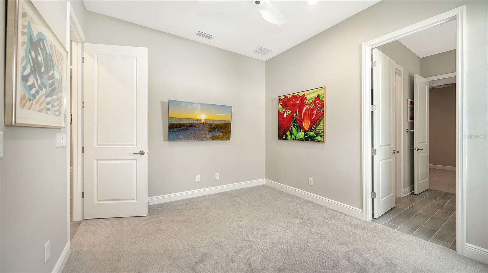 2566 Paradise Plum Dr Property Photo 19