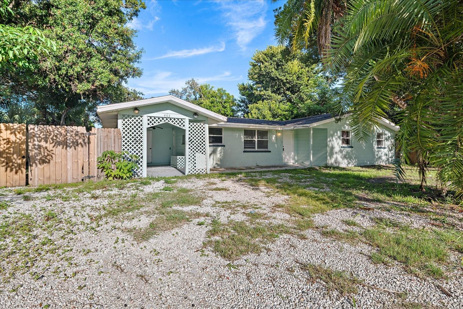 403 PINEWOOD AVE Property Photo 1