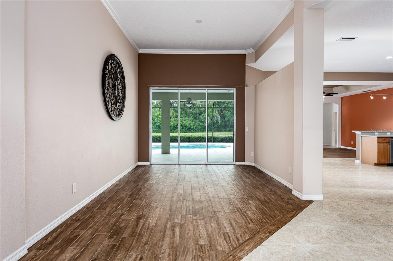 5375 90th Avenue Cir E Property Photo 5