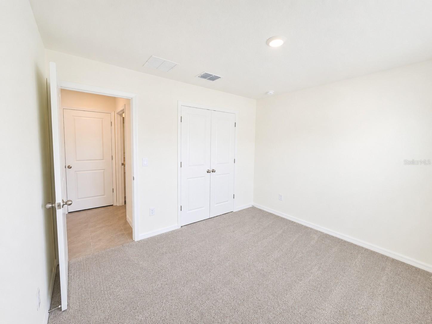 10642 Chippewa Dr Property Photo 3