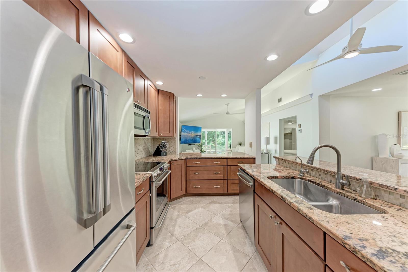 6416 Wood Owl Cir Property Photo 13