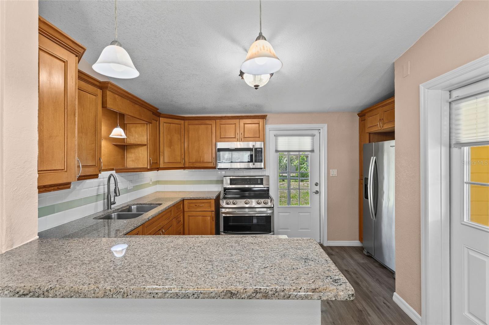 4065 Asbury Pl Property Photo 7