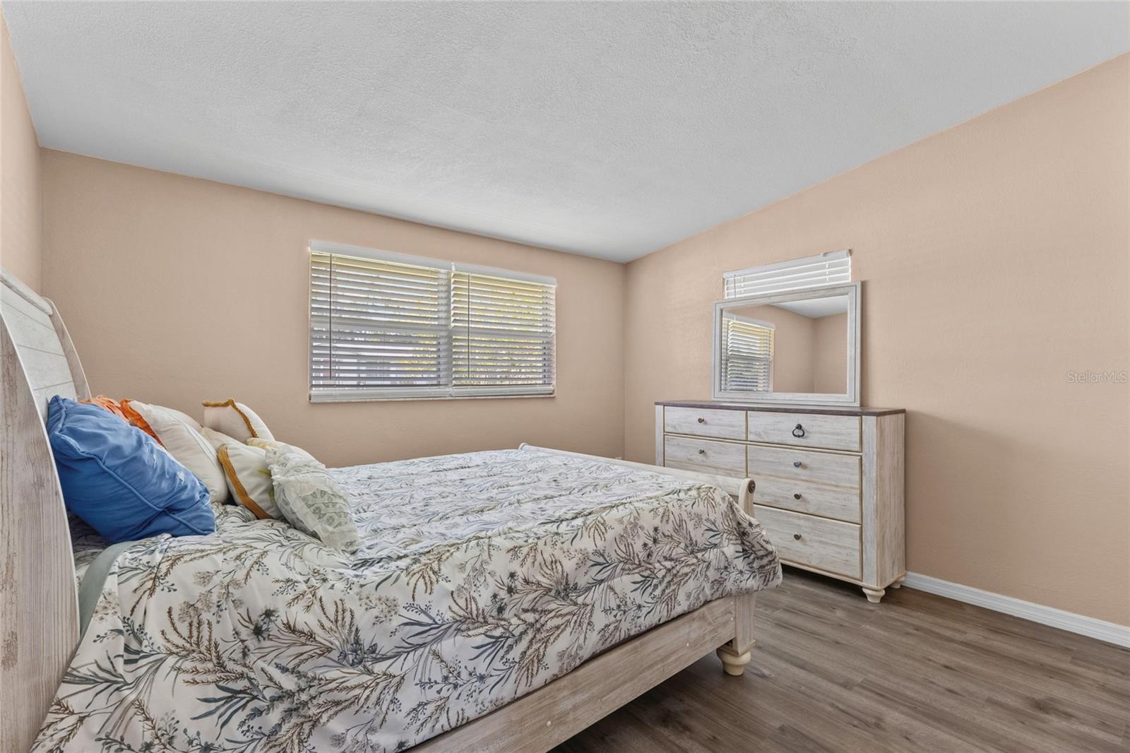 4065 Asbury Pl Property Photo 14