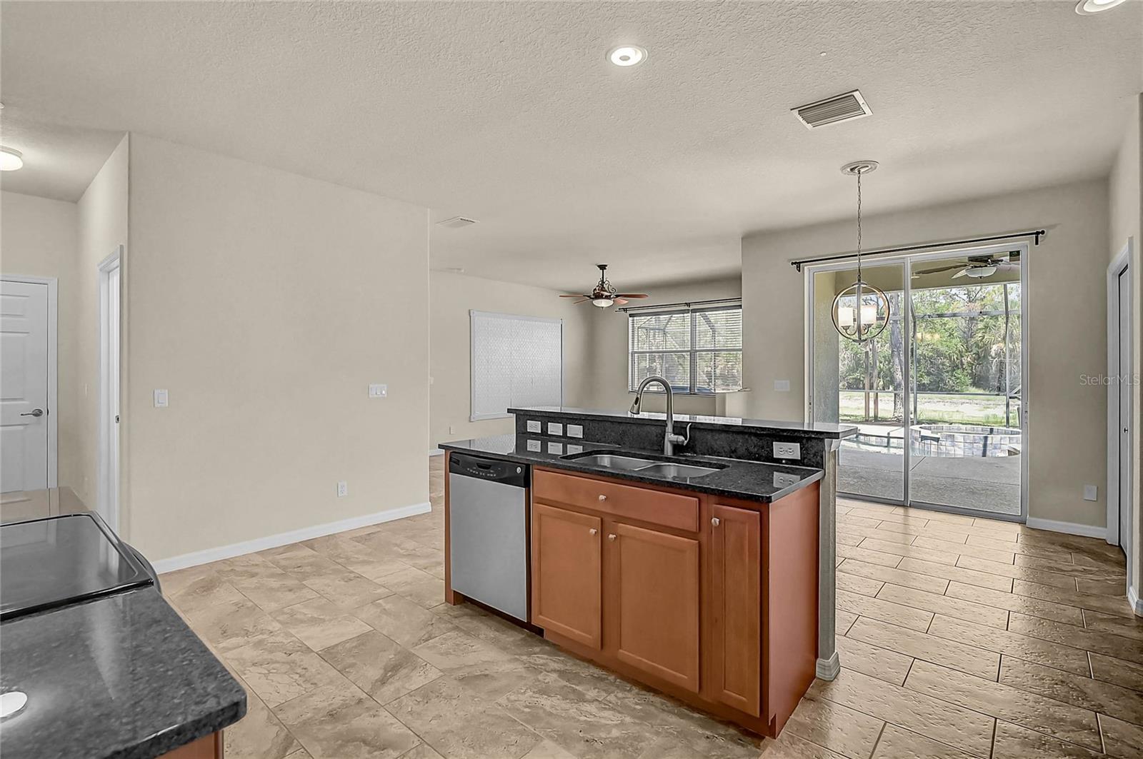 11691 Breadfruit Ln Property Photo 4