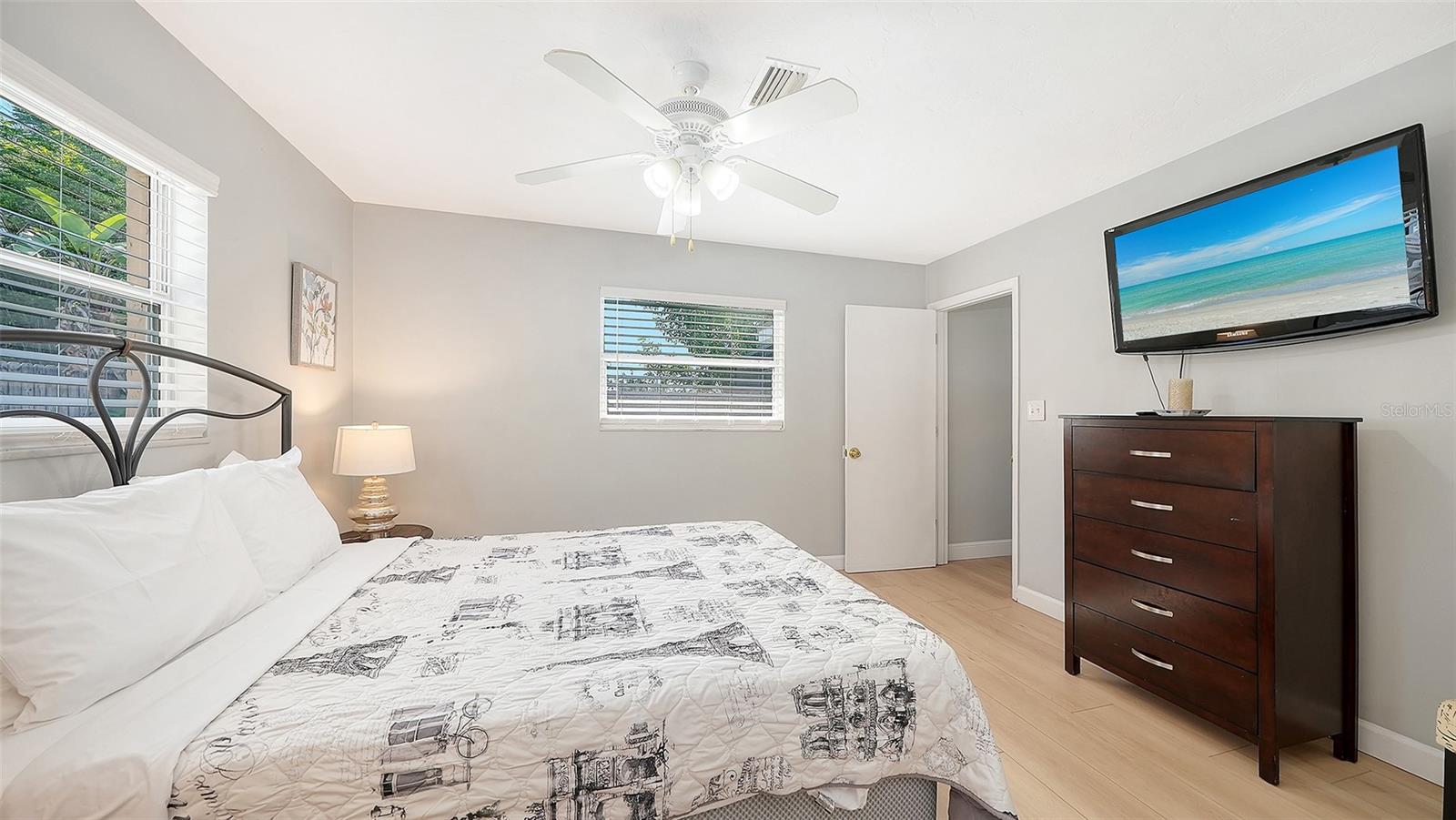 6515 Colonial Dr Property Photo 21
