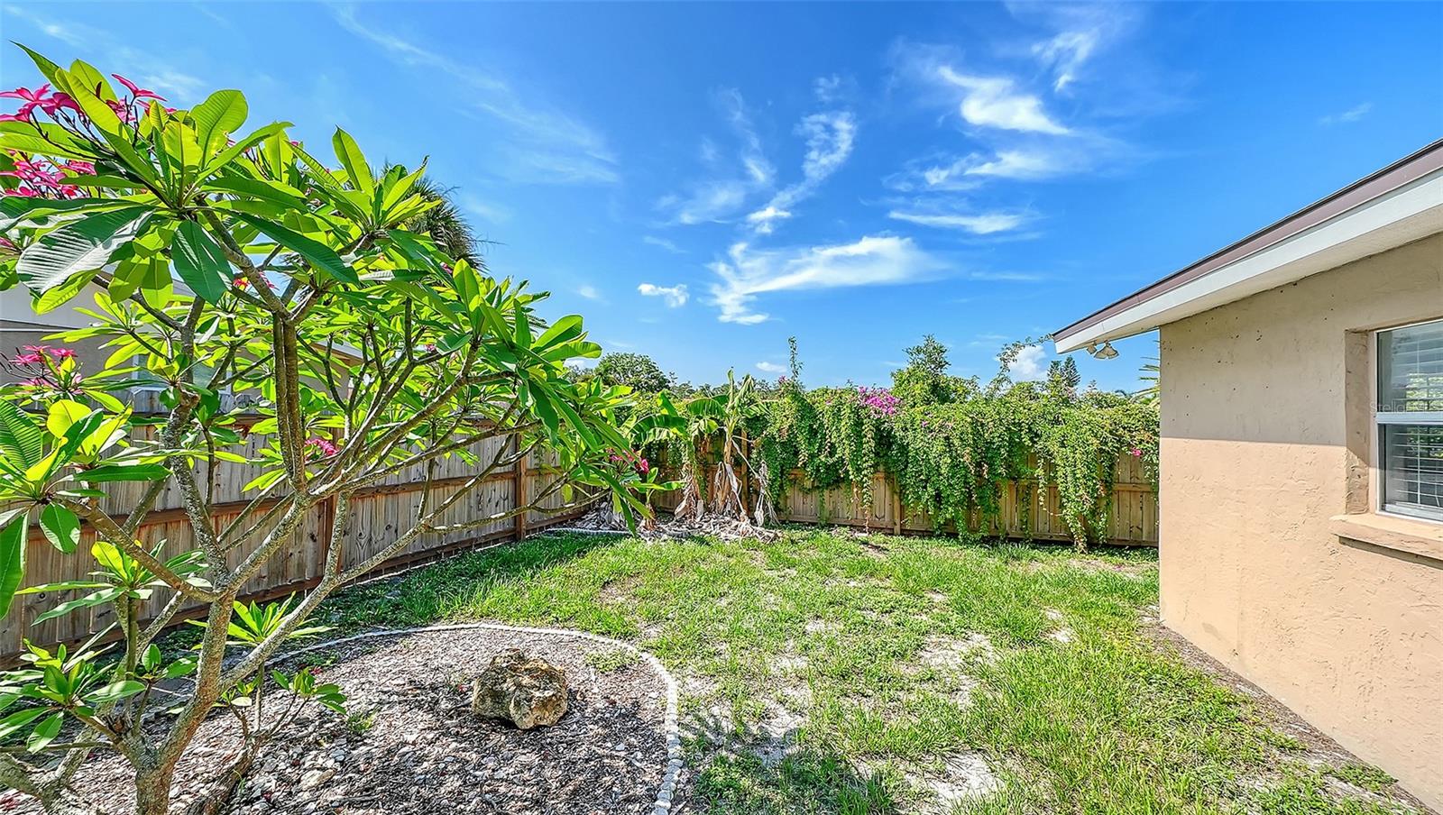 6515 Colonial Dr Property Photo 35