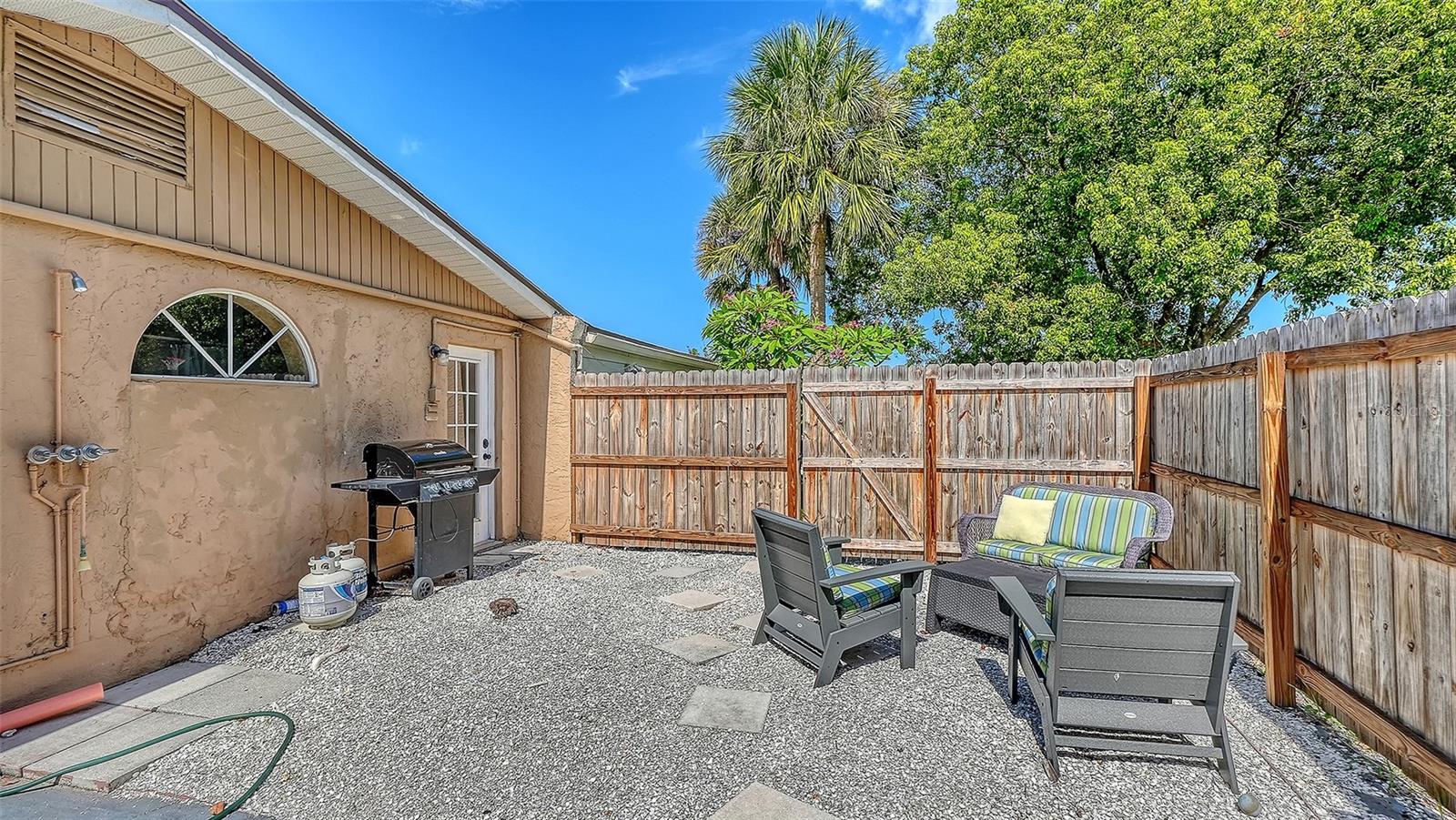 6515 Colonial Dr Property Photo 41