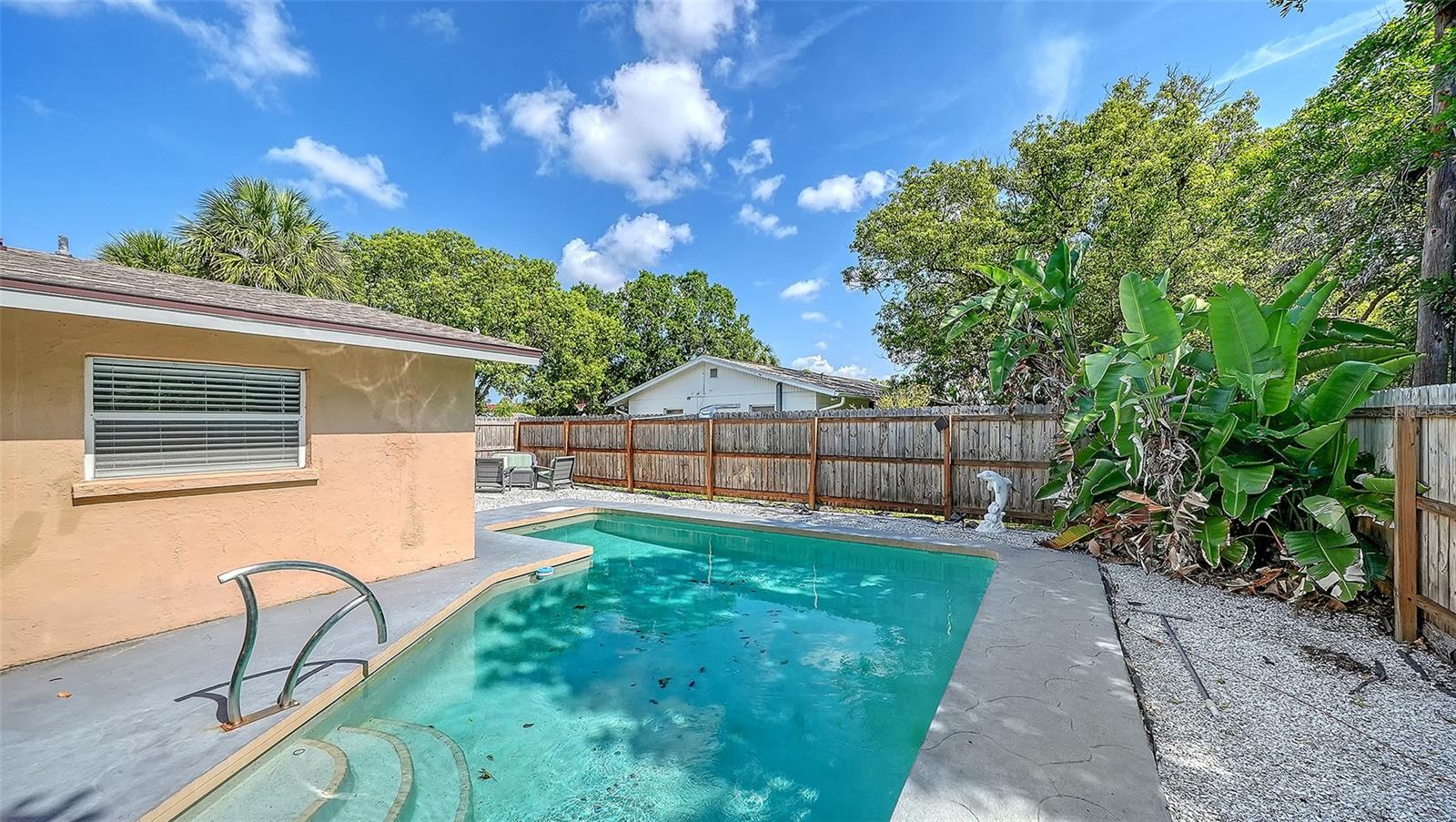 6515 Colonial Dr Property Photo 43