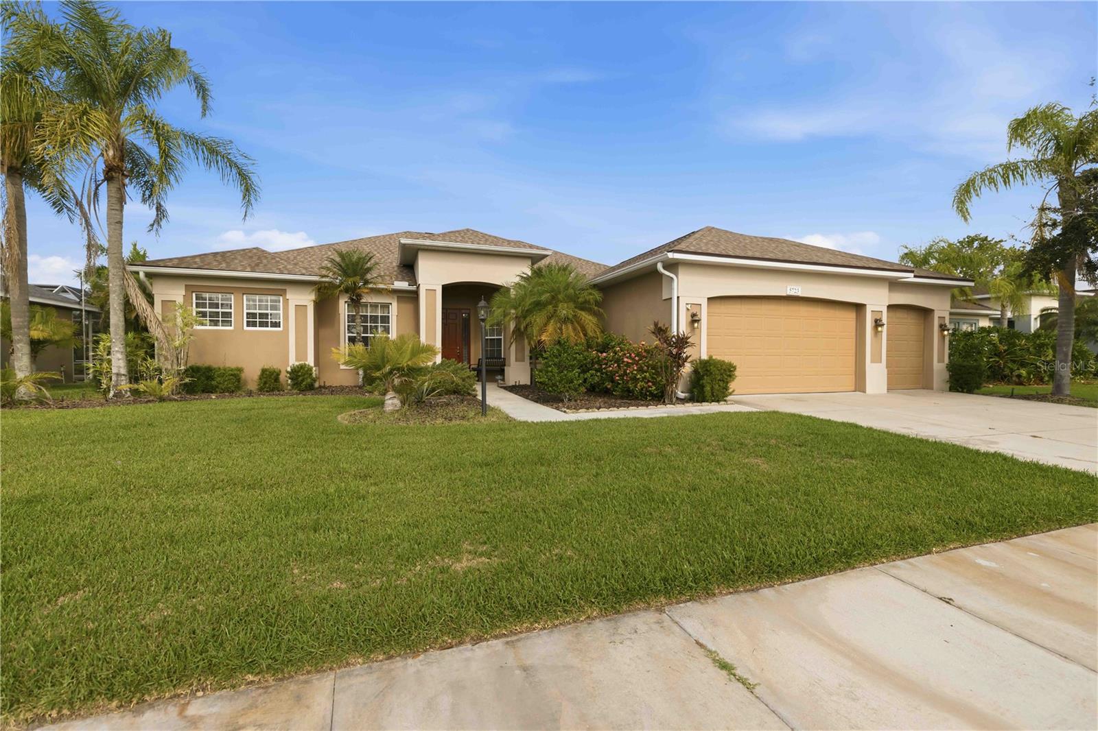 5723 114th Dr E Property Photo 7
