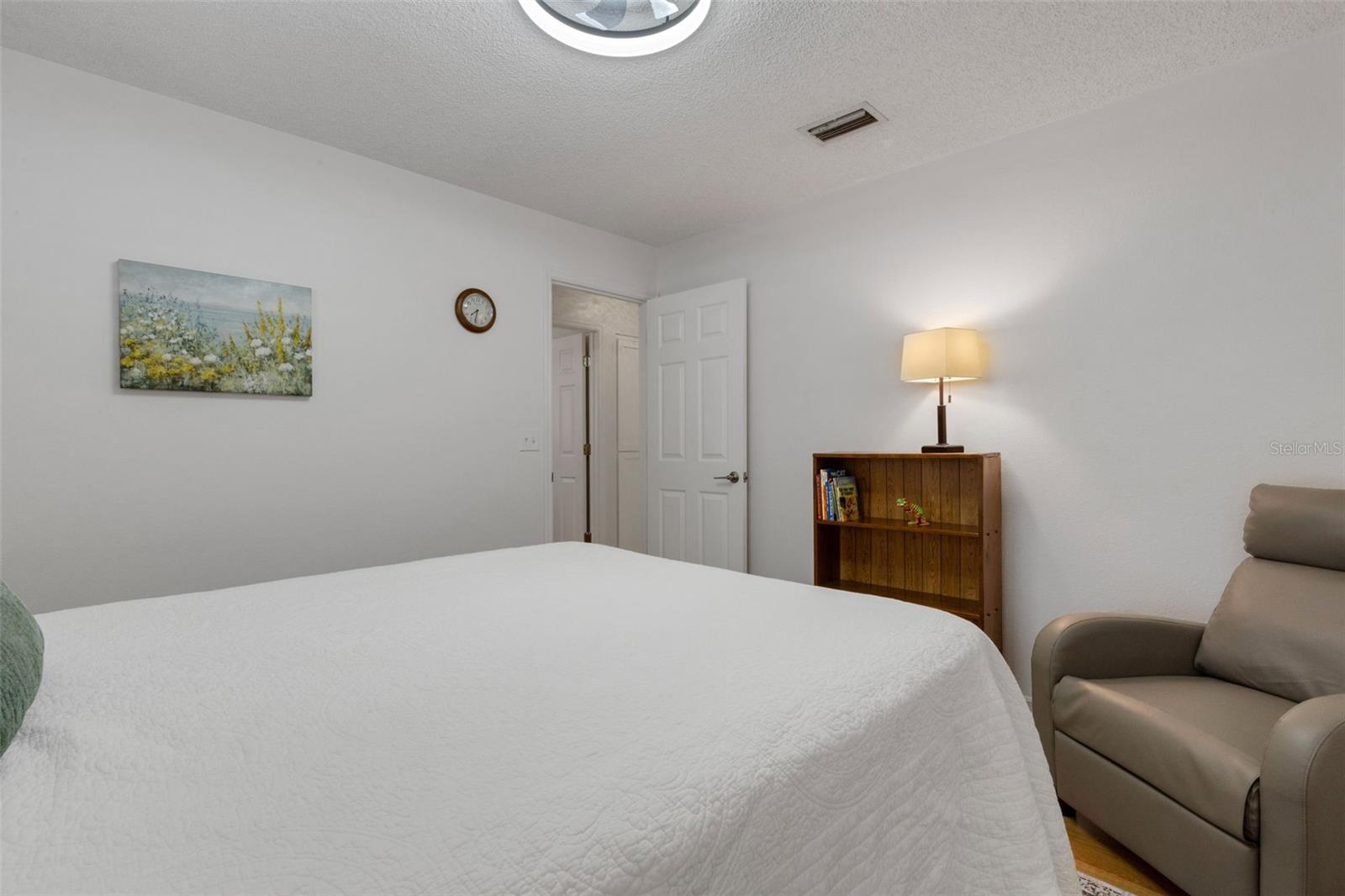2426 Icecapade Dr Property Photo 34