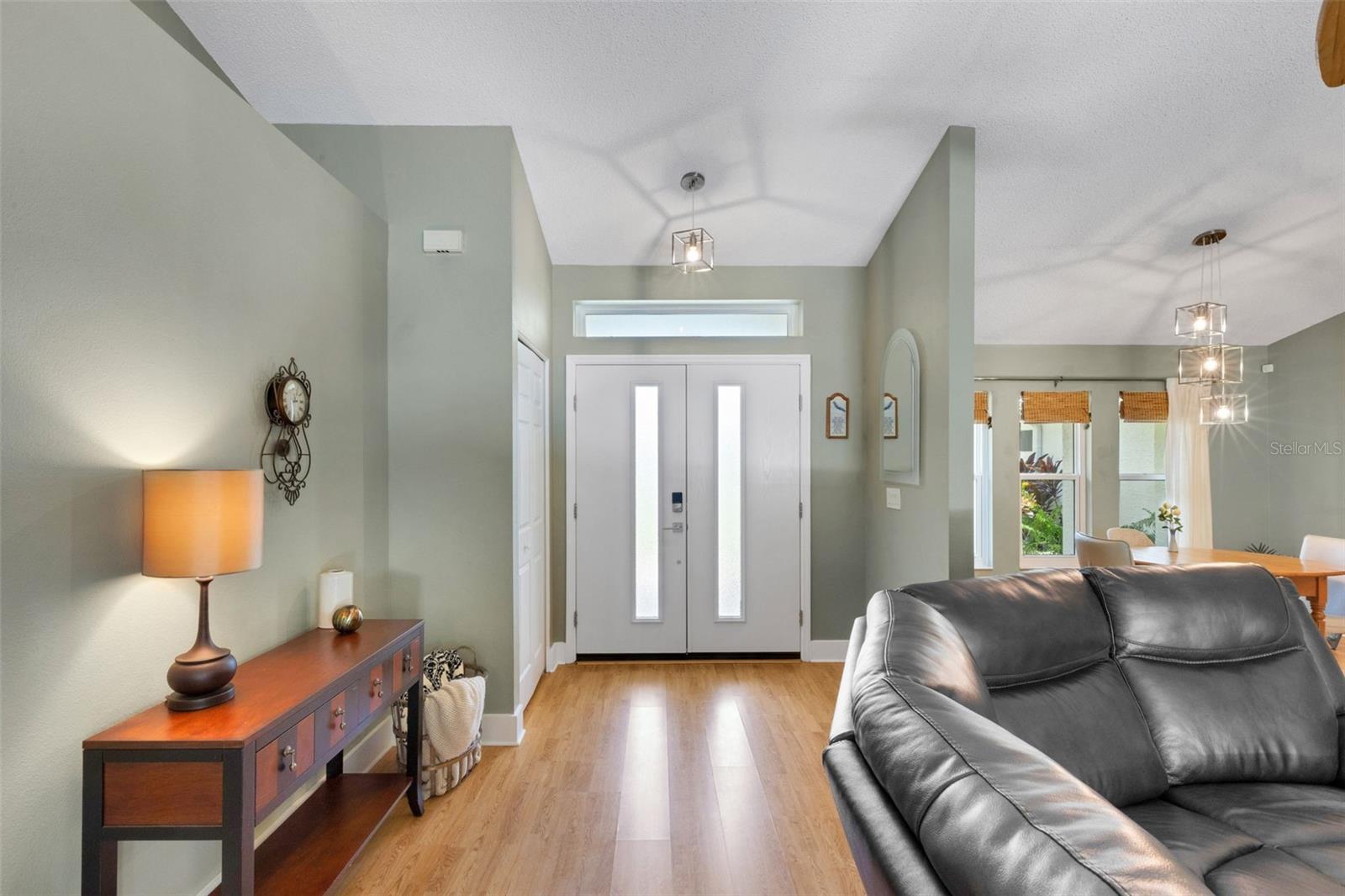 2426 Icecapade Dr Property Photo 36