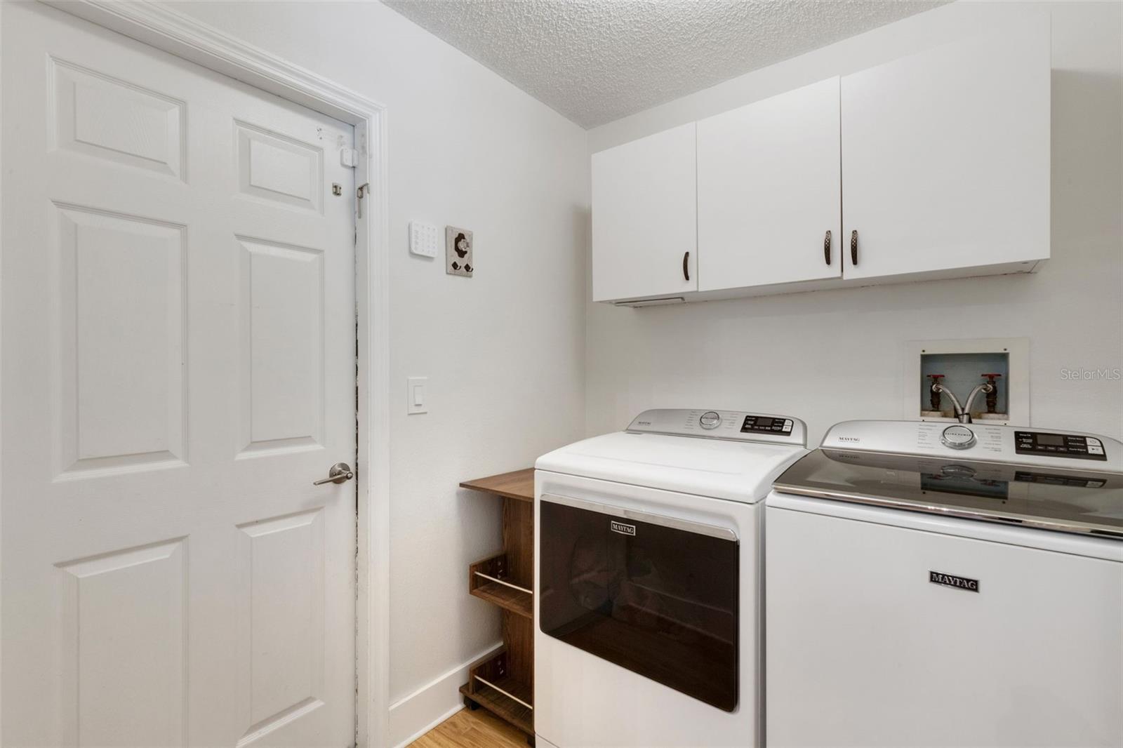 2426 Icecapade Dr Property Photo 37