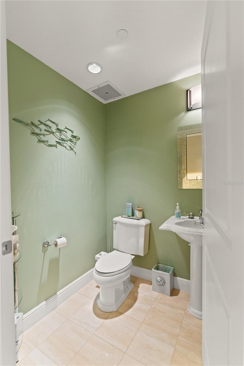 258 Golden Gate Pt #701 Property Photo 55