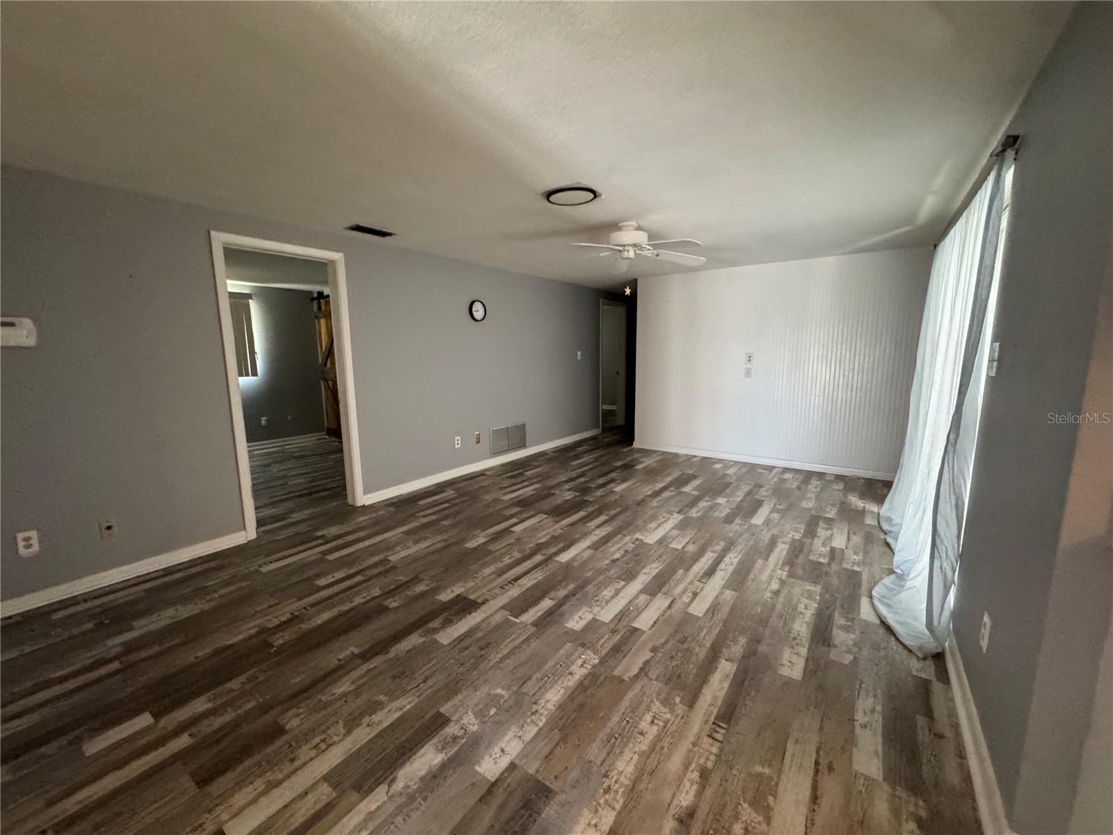907 S Florida Ave Property Photo 5