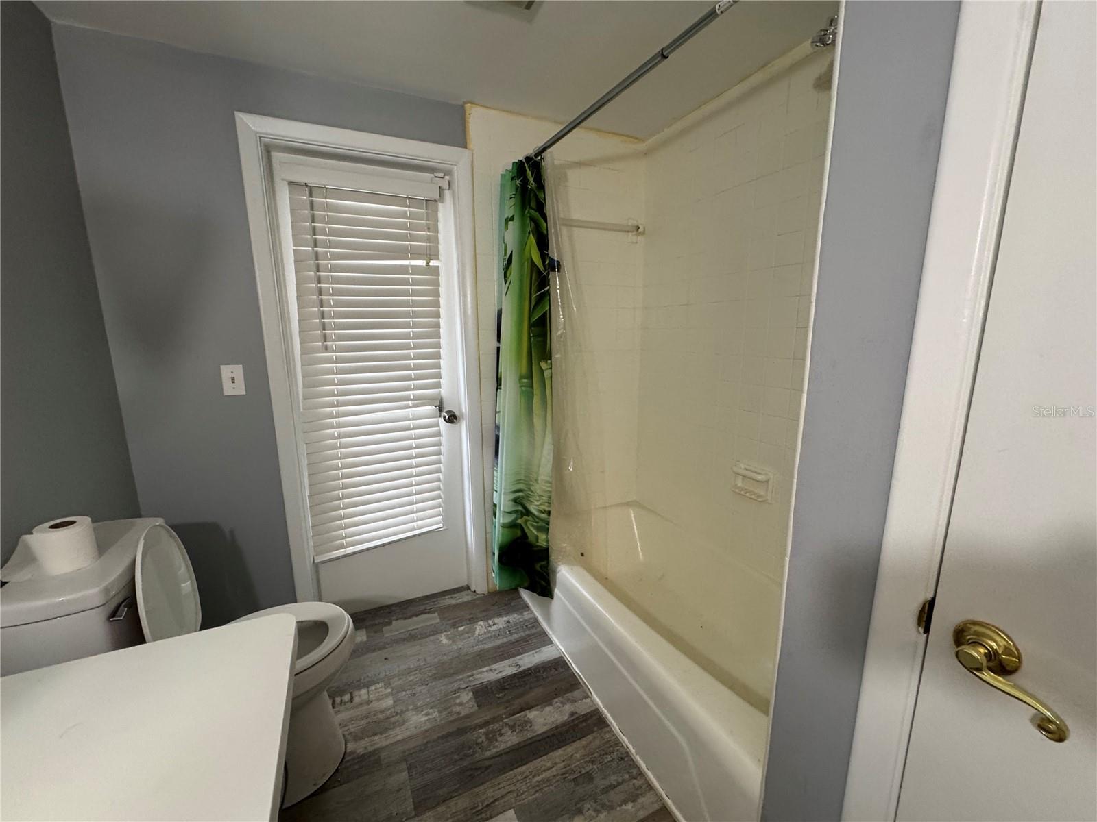 907 S Florida Ave Property Photo 9