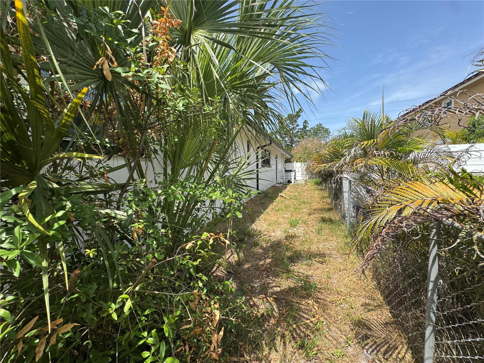 907 S Florida Ave Property Photo 19