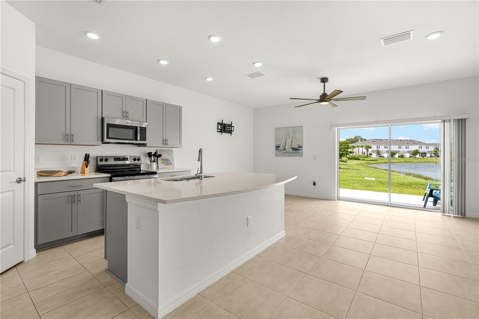 5848 Biscotti St Property Photo 10
