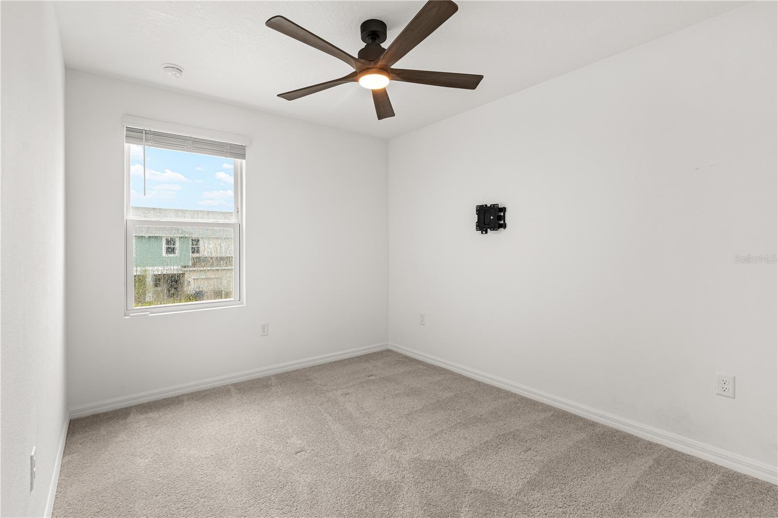 5848 Biscotti St Property Photo 22