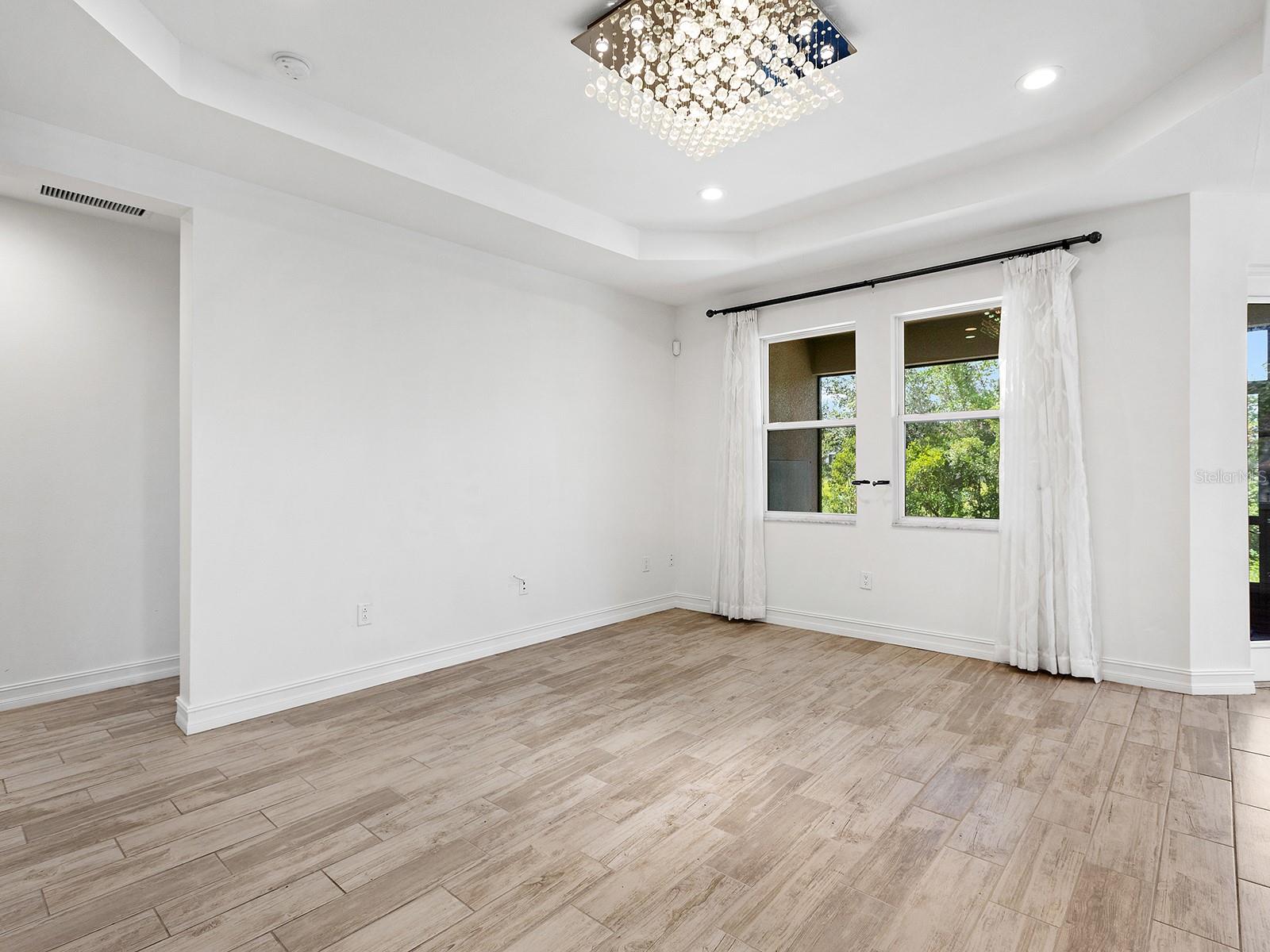 4401 Conchfish Ln Property Photo 3