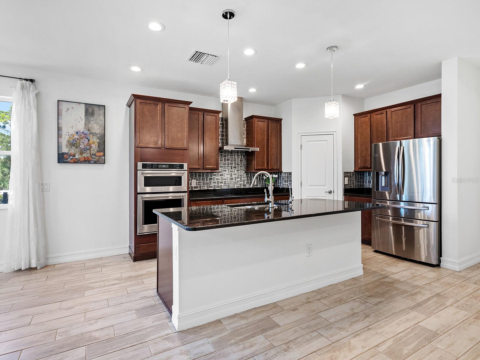 4401 Conchfish Ln Property Photo 11