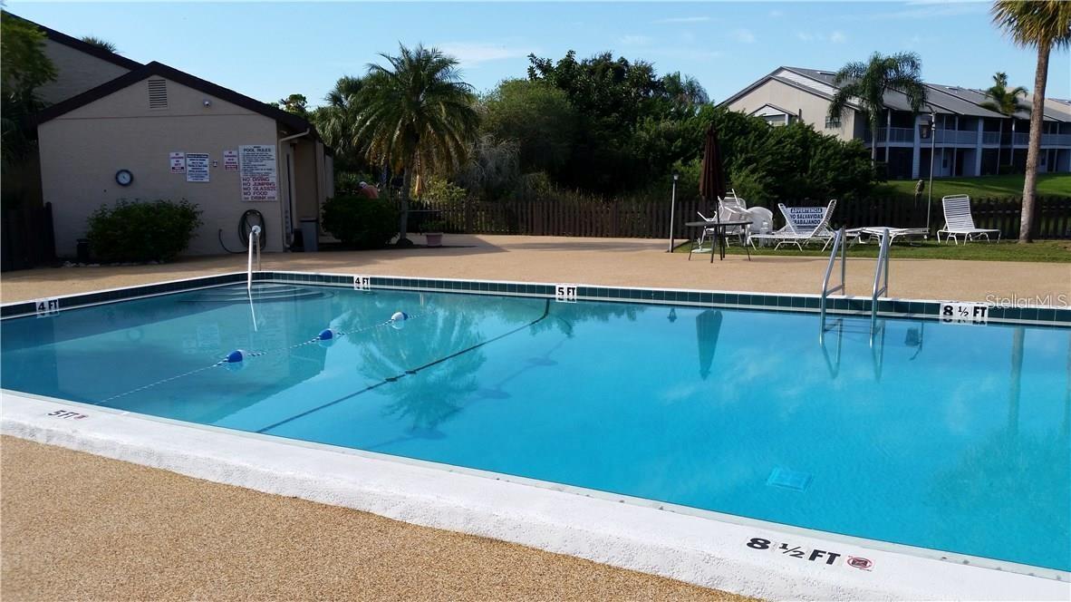 2745 Hidden Lake Blvd #d Property Photo 3
