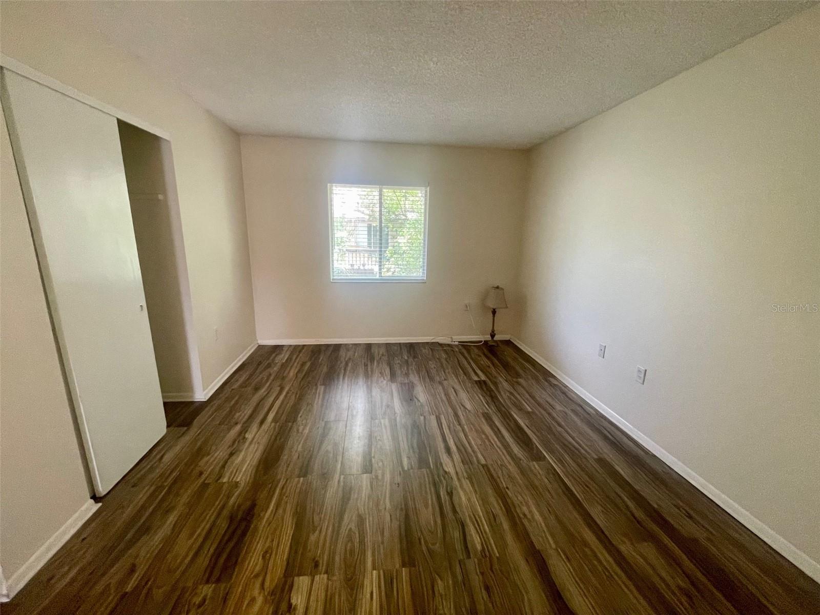 2745 Hidden Lake Blvd #d Property Photo 15
