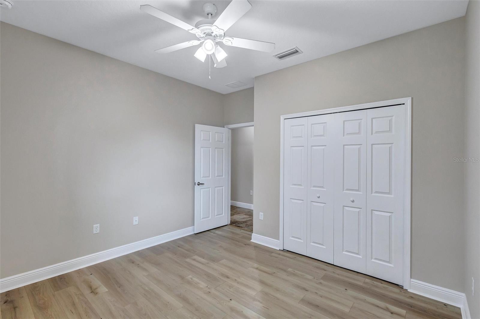 1436 Hickory View Cir Property Photo 34
