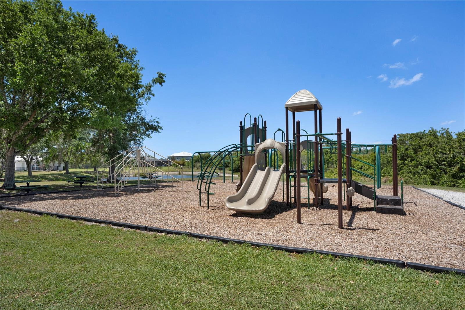 2410 156th Pl E Property Photo 46