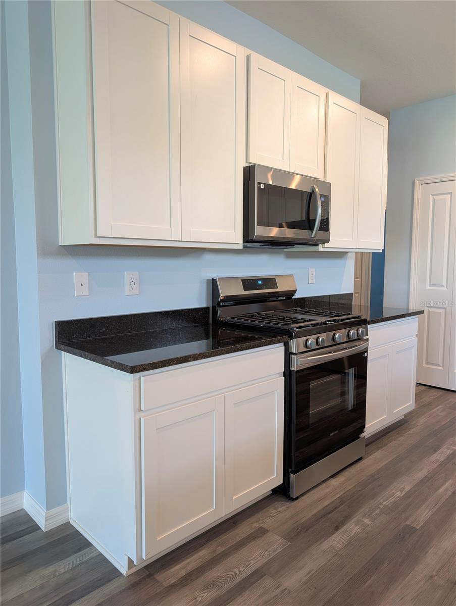 5763 Bungalow Grove Ct Property Photo 8