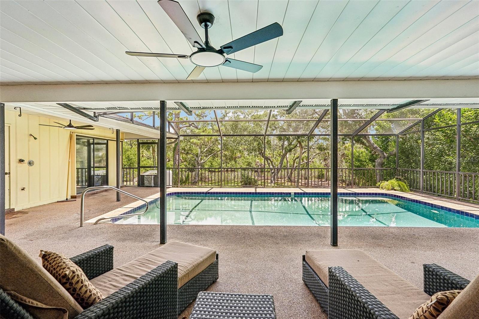 1305 Sorrento Woods Blvd Property Photo 3