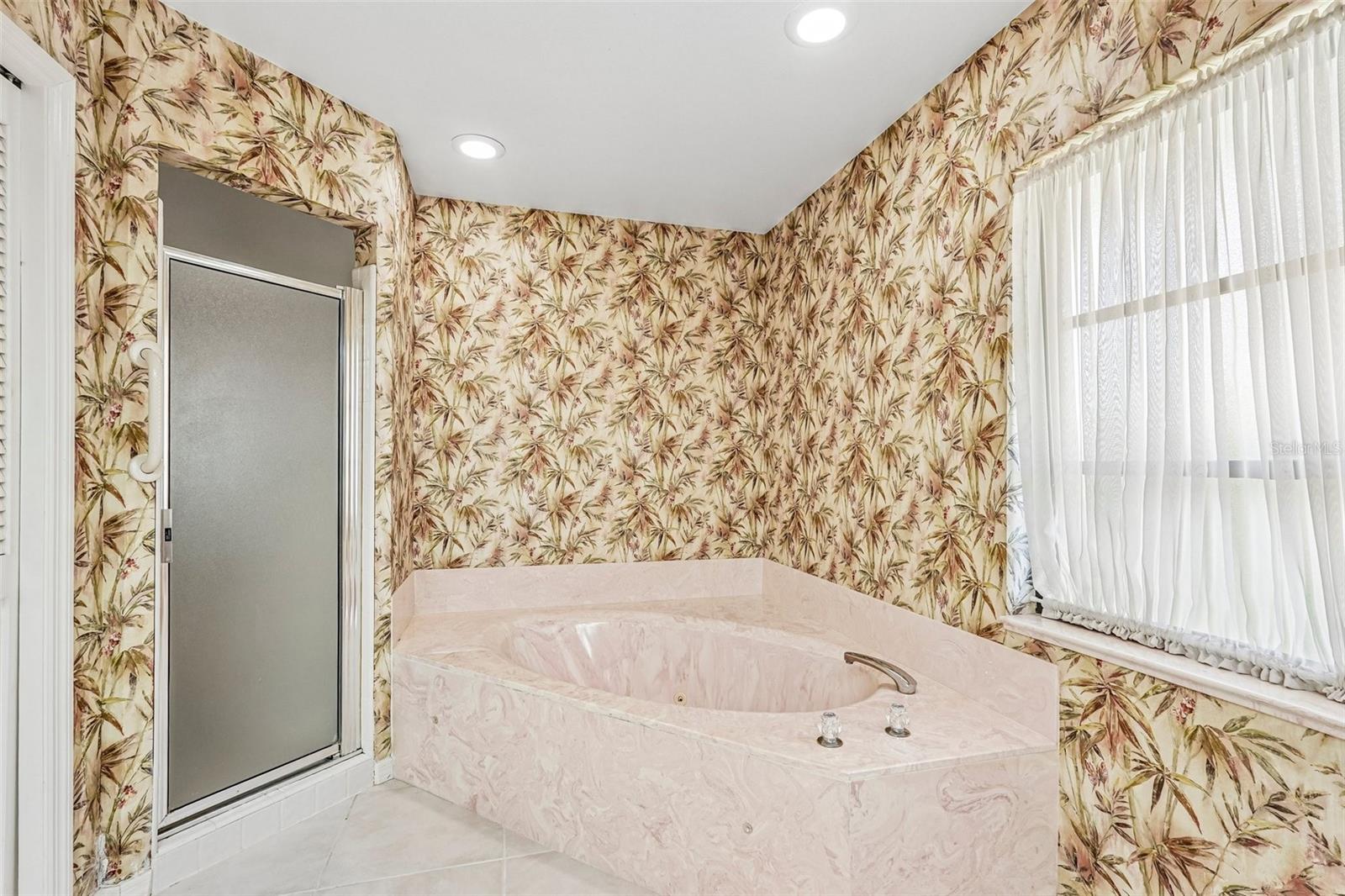 1305 Sorrento Woods Blvd Property Photo 20