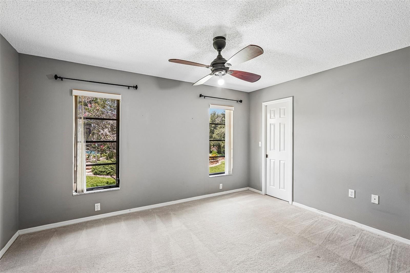 1305 Sorrento Woods Blvd Property Photo 27