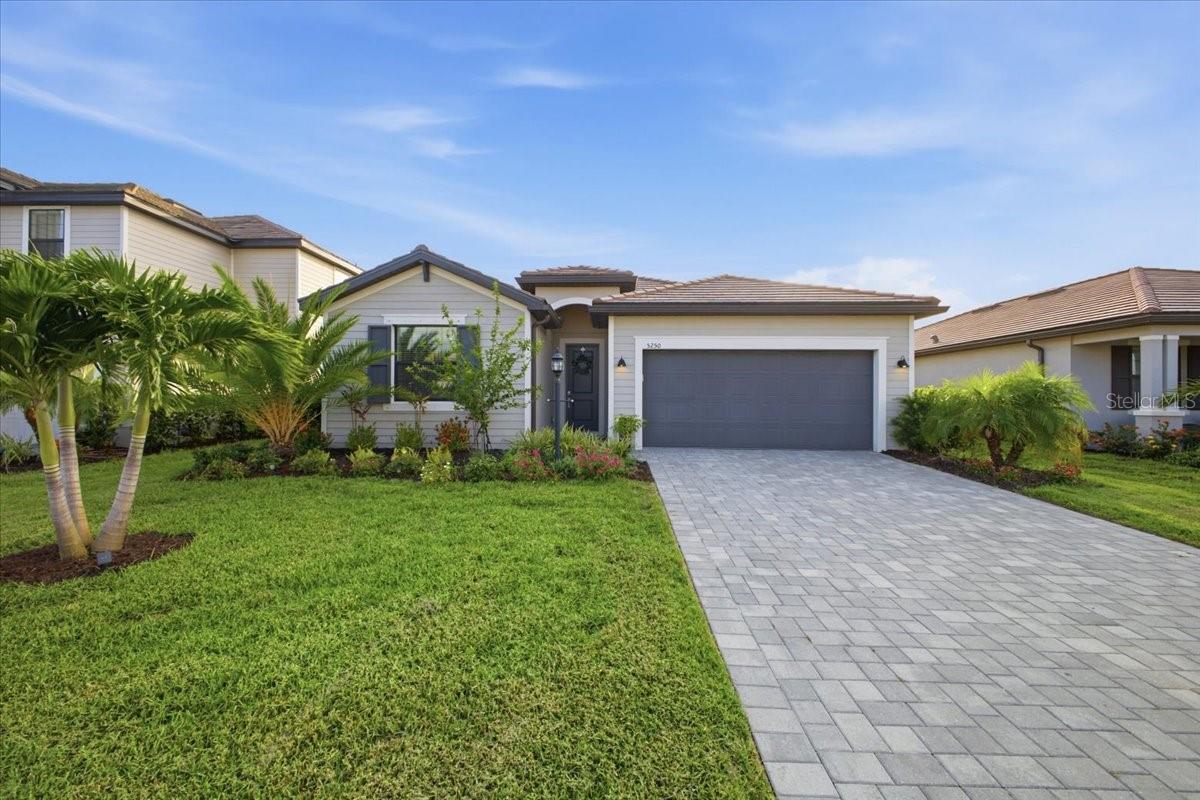 5250 Coral Reef Way Property Photo