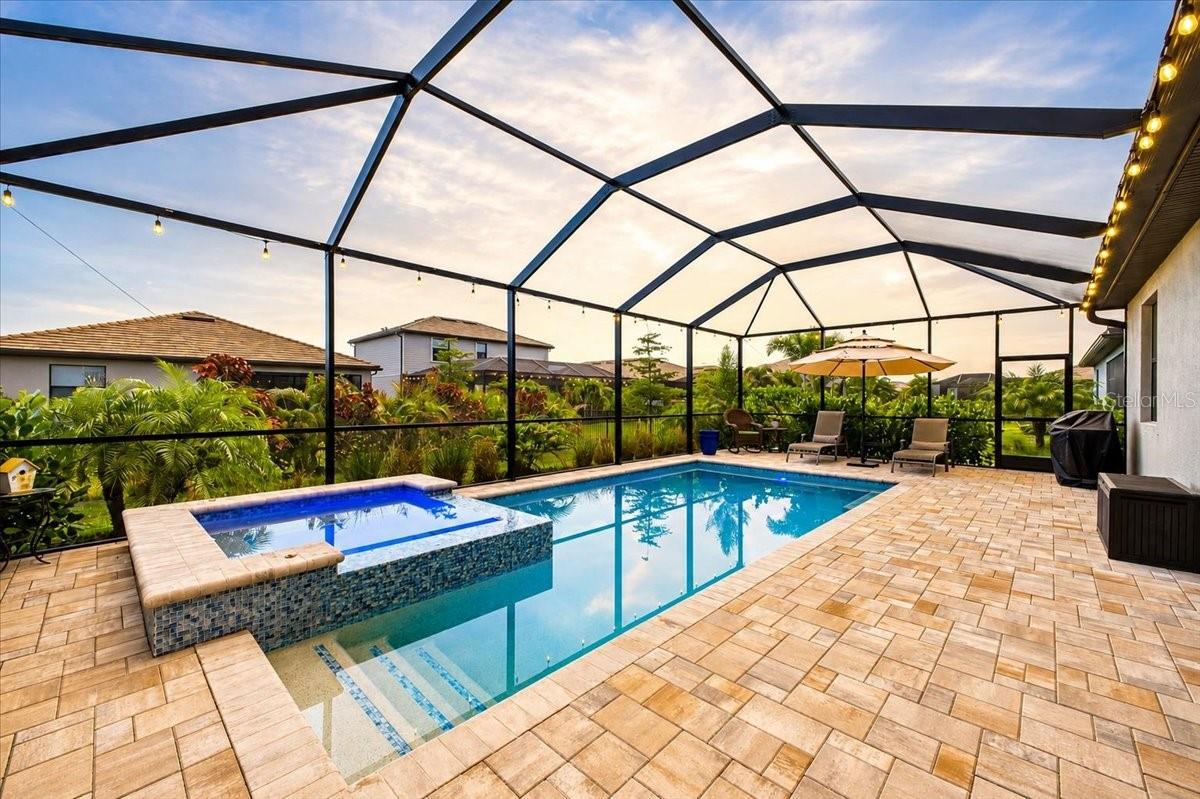 5250 Coral Reef Way Property Photo 32