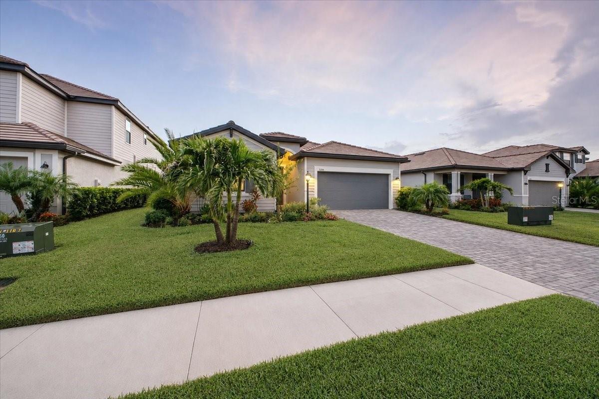 5250 Coral Reef Way Property Photo 38