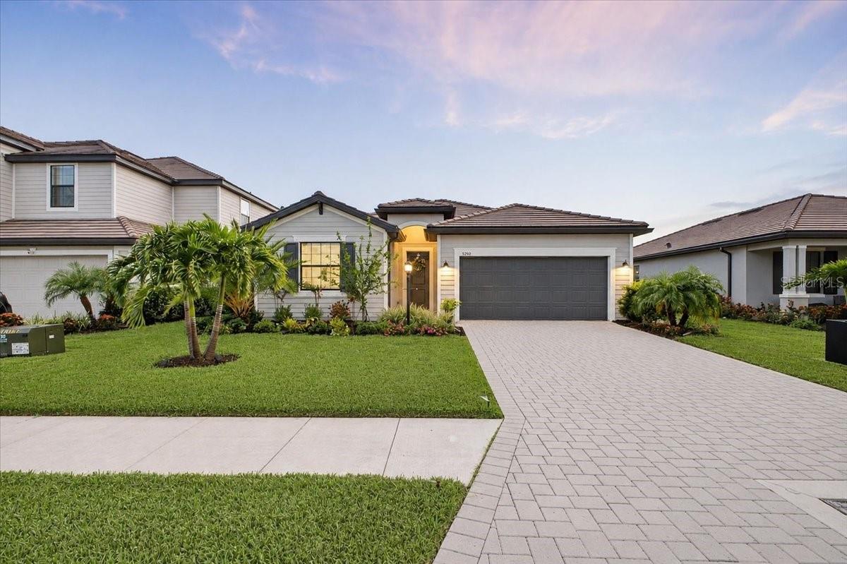 5250 Coral Reef Way Property Photo 39