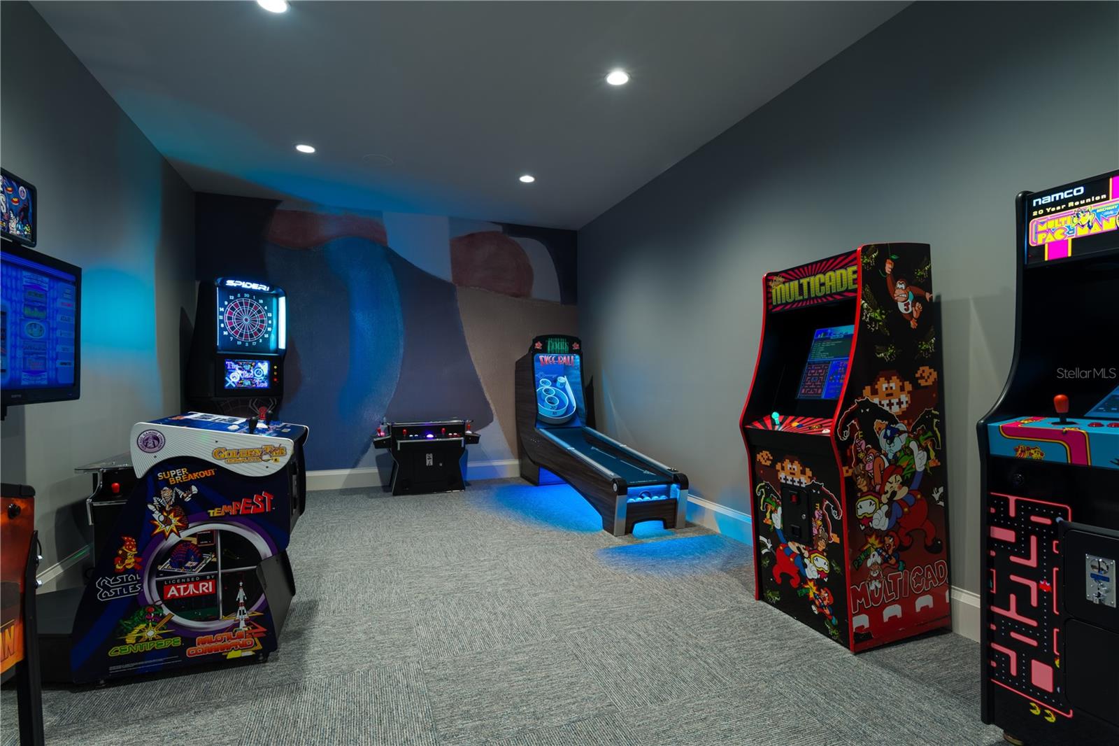 5250 Coral Reef Way Property Photo 47