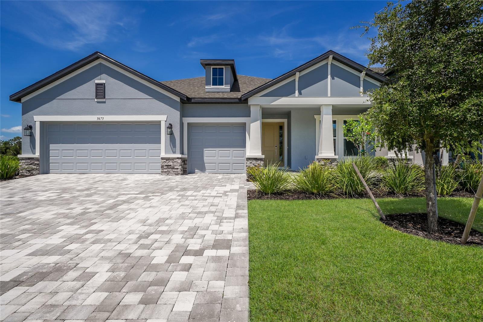 3673 142nd Ter E Property Photo 1