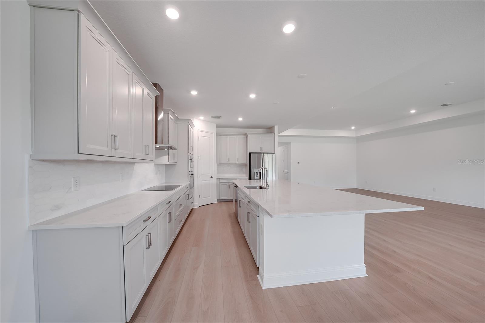 3673 142nd Ter E Property Photo 10
